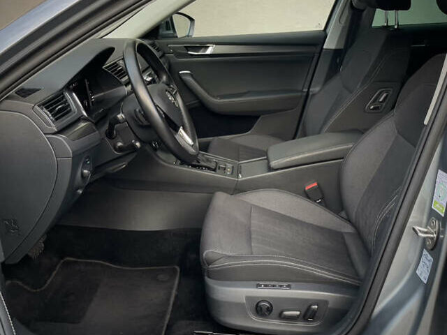 Сірий Шкода Суперб, об'ємом двигуна 1.97 л та пробігом 207 тис. км за 23999 $, фото 31 на Automoto.ua