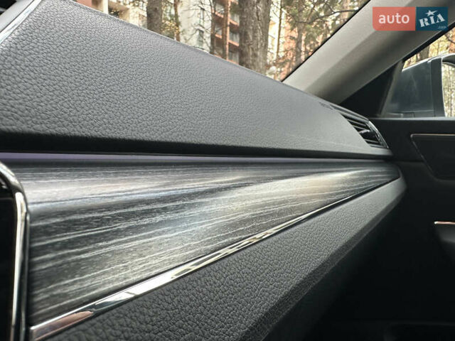 Сірий Шкода Суперб, об'ємом двигуна 2 л та пробігом 150 тис. км за 25500 $, фото 58 на Automoto.ua