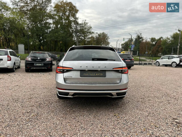 Серый Шкода Суперб, объемом двигателя 2 л и пробегом 182 тыс. км за 23999 $, фото 11 на Automoto.ua