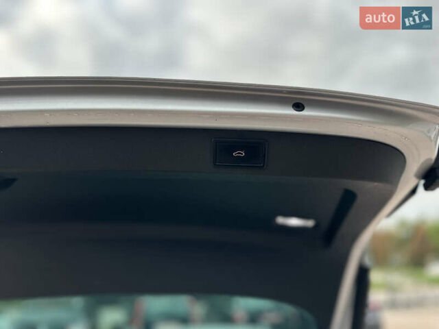 Серый Шкода Суперб, объемом двигателя 2 л и пробегом 182 тыс. км за 23999 $, фото 36 на Automoto.ua