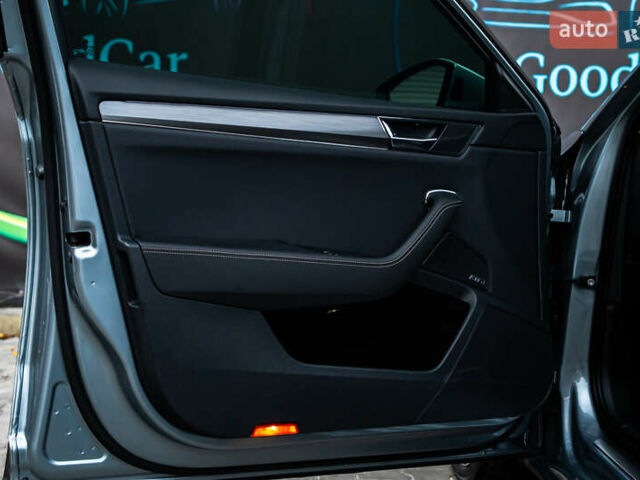 Серый Шкода Суперб, объемом двигателя 1.97 л и пробегом 159 тыс. км за 28400 $, фото 57 на Automoto.ua