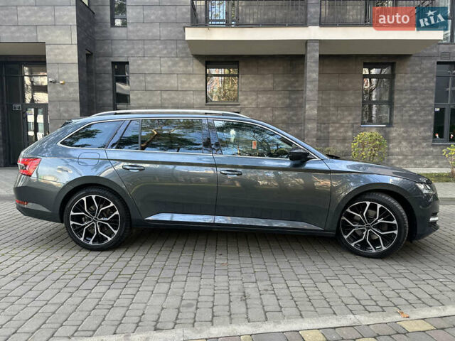 Сірий Шкода Суперб, об'ємом двигуна 2 л та пробігом 150 тис. км за 25500 $, фото 7 на Automoto.ua