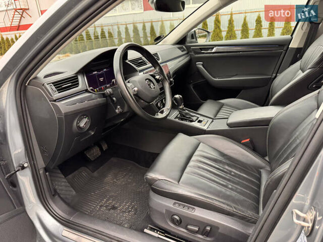 Серый Шкода Суперб, объемом двигателя 2 л и пробегом 183 тыс. км за 22800 $, фото 16 на Automoto.ua