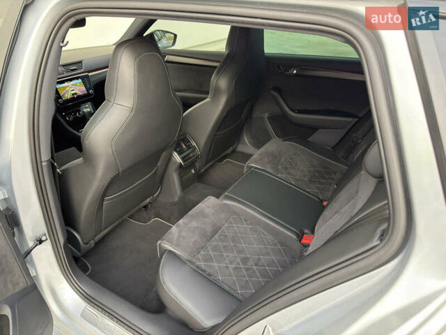 Серый Шкода Суперб, объемом двигателя 2 л и пробегом 201 тыс. км за 23999 $, фото 22 на Automoto.ua