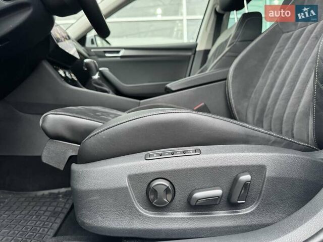 Серый Шкода Суперб, объемом двигателя 1.97 л и пробегом 253 тыс. км за 22500 $, фото 16 на Automoto.ua