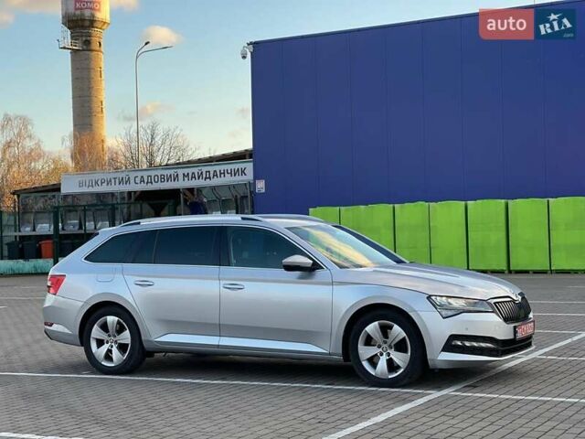 Серый Шкода Суперб, объемом двигателя 1.97 л и пробегом 273 тыс. км за 19200 $, фото 5 на Automoto.ua