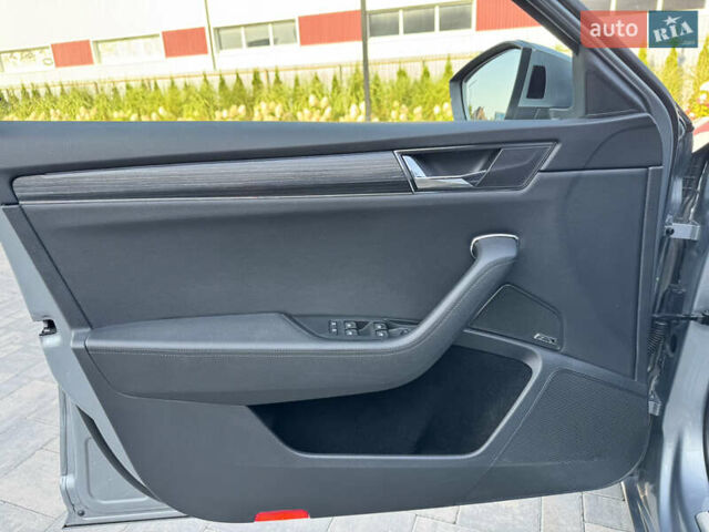 Серый Шкода Суперб, объемом двигателя 2 л и пробегом 183 тыс. км за 22900 $, фото 14 на Automoto.ua