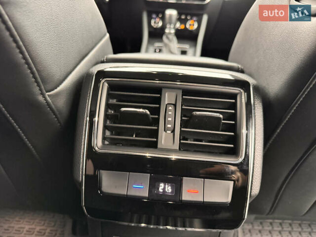 Серый Шкода Суперб, объемом двигателя 2 л и пробегом 183 тыс. км за 22800 $, фото 24 на Automoto.ua