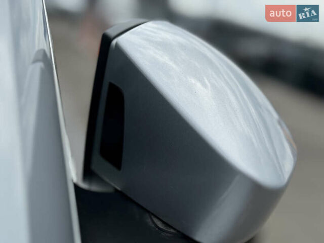 Шкода Суперб 2021 у Києві на Automoto.ua Сірий Шкода Суперб, об'ємом двигуна 1.97 л та пробігом 252 тис. км за 22300 $, фото 9 на Automoto.ua
