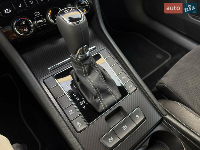 Серый Шкода Суперб, объемом двигателя 2 л и пробегом 201 тыс. км за 23999 $, фото 20 на Automoto.ua