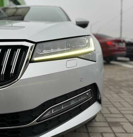 Серый Шкода Суперб, объемом двигателя 1.97 л и пробегом 253 тыс. км за 22500 $, фото 12 на Automoto.ua