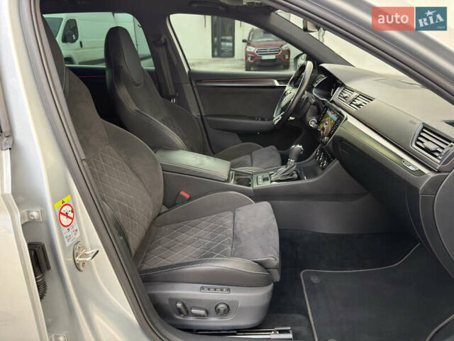 Серый Шкода Суперб, объемом двигателя 2 л и пробегом 201 тыс. км за 23999 $, фото 27 на Automoto.ua