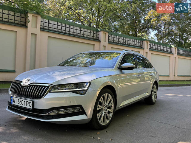 Шкода Суперб 2021 у Києві на Automoto.ua Сірий Шкода Суперб, об'ємом двигуна 1.97 л та пробігом 252 тис. км за 22300 $, фото 4 на Automoto.ua