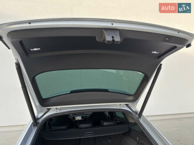 Серый Шкода Суперб, объемом двигателя 2 л и пробегом 201 тыс. км за 23999 $, фото 30 на Automoto.ua