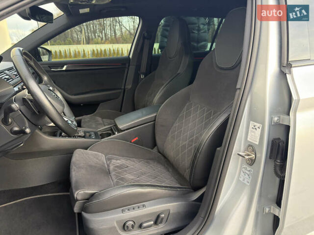 Серый Шкода Суперб, объемом двигателя 2 л и пробегом 201 тыс. км за 23999 $, фото 11 на Automoto.ua