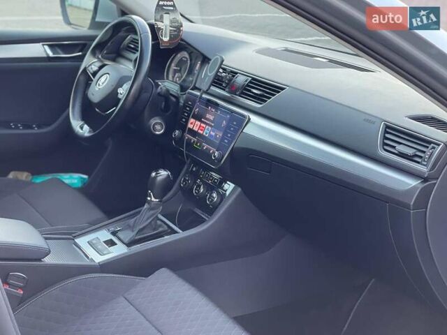 Серый Шкода Суперб, объемом двигателя 1.97 л и пробегом 273 тыс. км за 19200 $, фото 17 на Automoto.ua