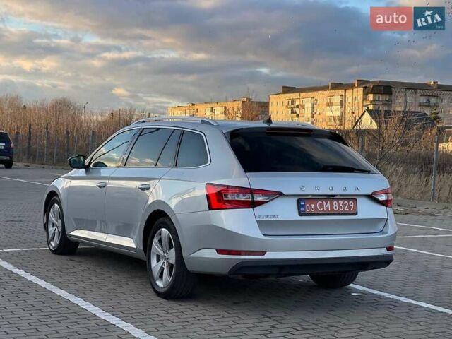 Серый Шкода Суперб, объемом двигателя 1.97 л и пробегом 273 тыс. км за 19200 $, фото 12 на Automoto.ua