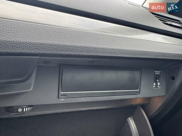 Сірий Шкода Суперб, об'ємом двигуна 2 л та пробігом 252 тис. км за 21500 $, фото 5 на Automoto.ua