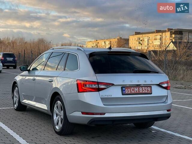 Серый Шкода Суперб, объемом двигателя 1.97 л и пробегом 273 тыс. км за 19200 $, фото 11 на Automoto.ua