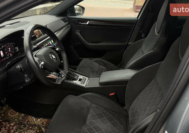 Сірий Шкода Суперб, об'ємом двигуна 1.97 л та пробігом 199 тис. км за 35000 $, фото 8 на Automoto.ua