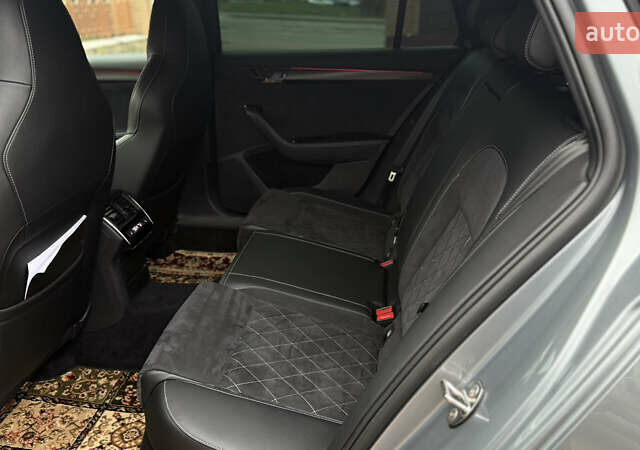 Сірий Шкода Суперб, об'ємом двигуна 1.97 л та пробігом 199 тис. км за 35000 $, фото 12 на Automoto.ua