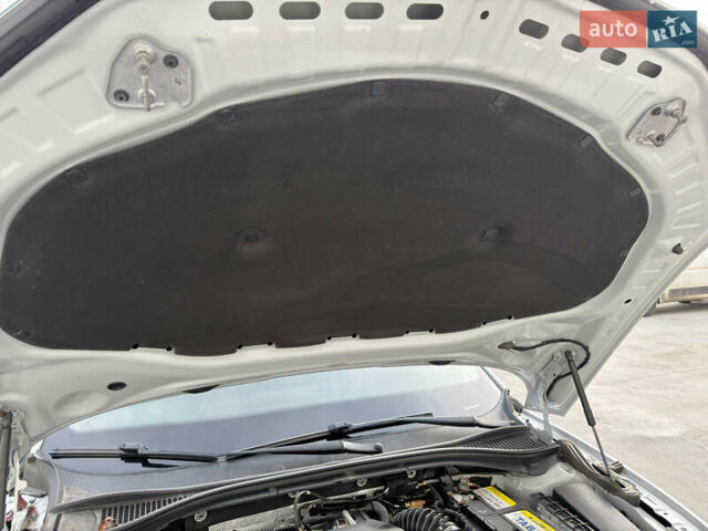 Серый Шкода Суперб, объемом двигателя 2 л и пробегом 201 тыс. км за 23999 $, фото 36 на Automoto.ua