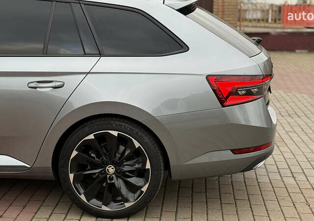 Сірий Шкода Суперб, об'ємом двигуна 1.97 л та пробігом 199 тис. км за 35000 $, фото 7 на Automoto.ua