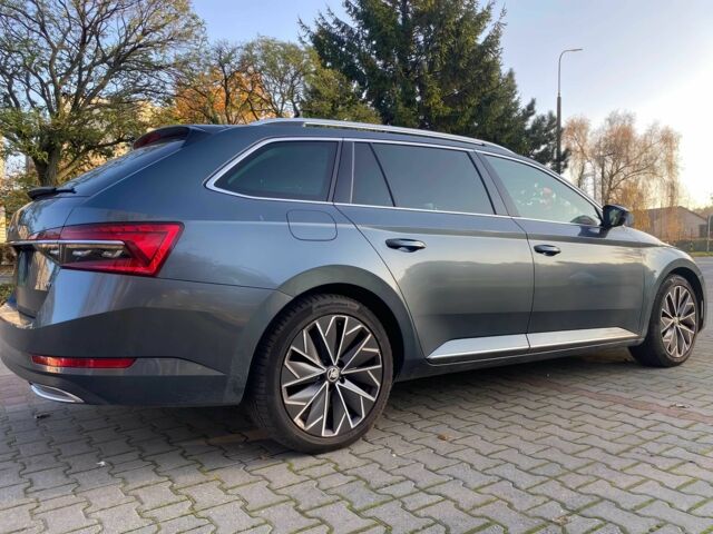 Сірий Шкода Суперб, об'ємом двигуна 2 л та пробігом 13 тис. км за 9000 $, фото 2 на Automoto.ua
