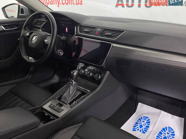 Серый Шкода Суперб, объемом двигателя 1.97 л и пробегом 195 тыс. км за 25550 $, фото 7 на Automoto.ua