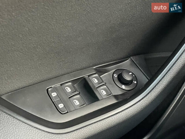 Шкода Суперб 2022 в Луцке на Automoto.ua Серый Шкода Суперб, объемом двигателя 1.97 л и пробегом 172 тыс. км за 20881 $, фото 48 на Automoto.ua