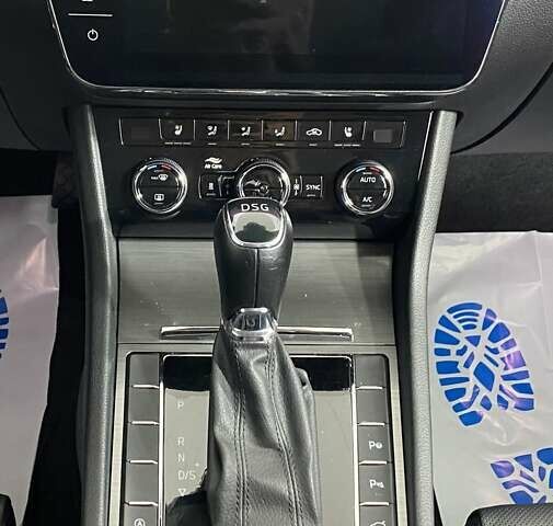 Серый Шкода Суперб, объемом двигателя 1.97 л и пробегом 195 тыс. км за 25550 $, фото 16 на Automoto.ua