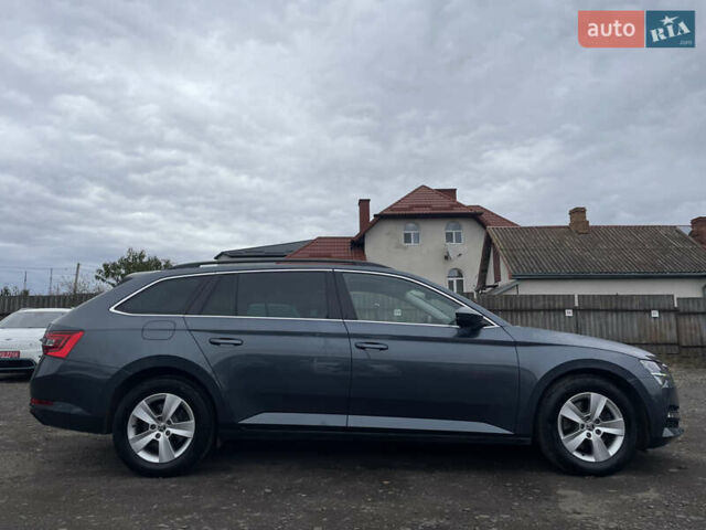 Шкода Суперб 2022 в Луцке на Automoto.ua Серый Шкода Суперб, объемом двигателя 1.97 л и пробегом 172 тыс. км за 20881 $, фото 8 на Automoto.ua