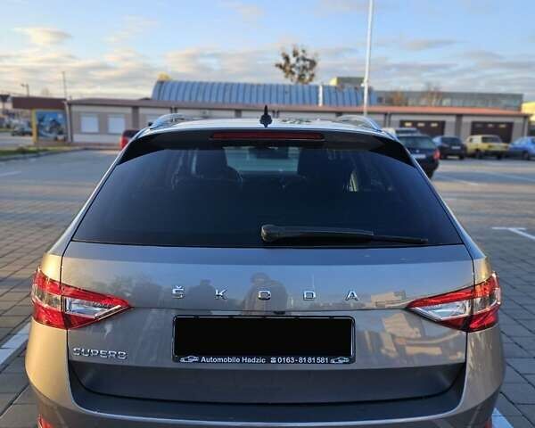 Сірий Шкода Суперб, об'ємом двигуна 1.97 л та пробігом 140 тис. км за 26500 $, фото 21 на Automoto.ua
