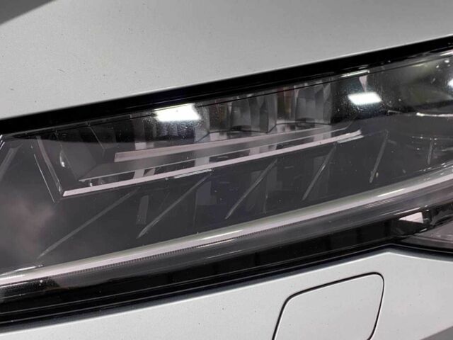 Сірий Шкода Суперб, об'ємом двигуна 2 л та пробігом 195 тис. км за 25550 $, фото 21 на Automoto.ua