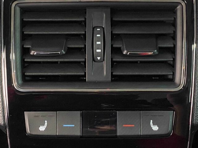 Сірий Шкода Суперб, об'ємом двигуна 2 л та пробігом 195 тис. км за 25550 $, фото 16 на Automoto.ua