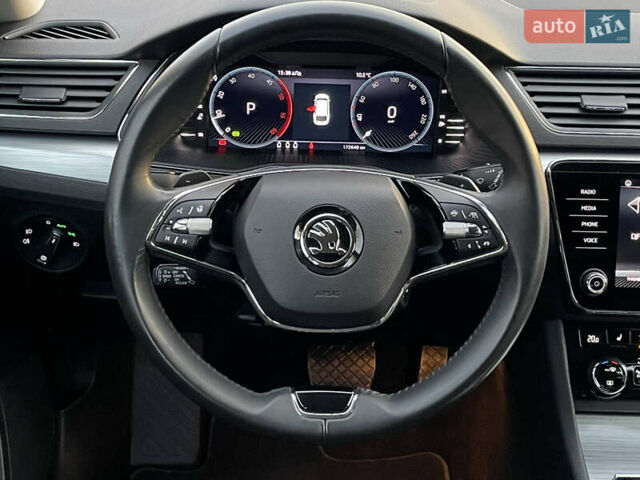 Шкода Суперб 2022 в Луцке на Automoto.ua Серый Шкода Суперб, объемом двигателя 1.97 л и пробегом 172 тыс. км за 20881 $, фото 41 на Automoto.ua