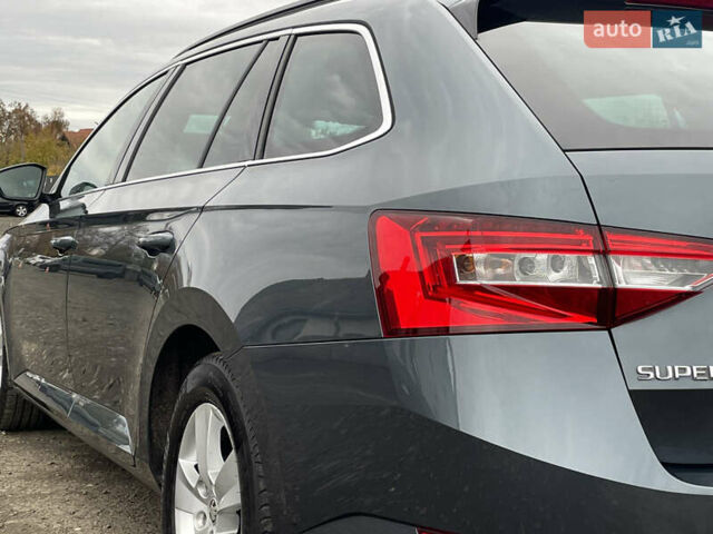 Шкода Суперб 2022 в Луцке на Automoto.ua Серый Шкода Суперб, объемом двигателя 1.97 л и пробегом 172 тыс. км за 20881 $, фото 11 на Automoto.ua