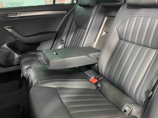 Сірий Шкода Суперб, об'ємом двигуна 2 л та пробігом 195 тис. км за 25550 $, фото 9 на Automoto.ua