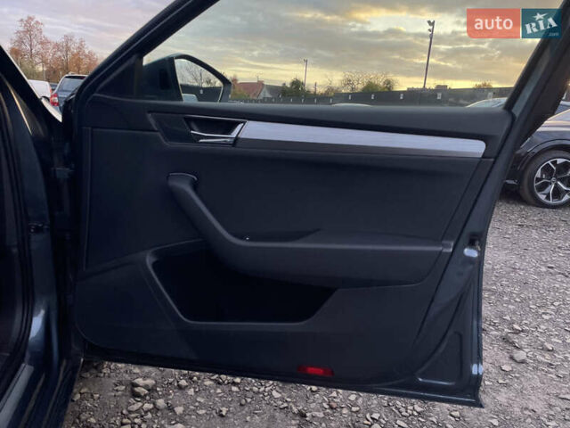 Шкода Суперб 2022 в Луцке на Automoto.ua Серый Шкода Суперб, объемом двигателя 1.97 л и пробегом 172 тыс. км за 20881 $, фото 38 на Automoto.ua