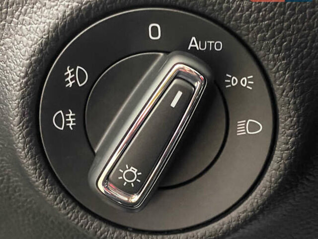 Серый Шкода Суперб, объемом двигателя 1.97 л и пробегом 195 тыс. км за 25550 $, фото 24 на Automoto.ua