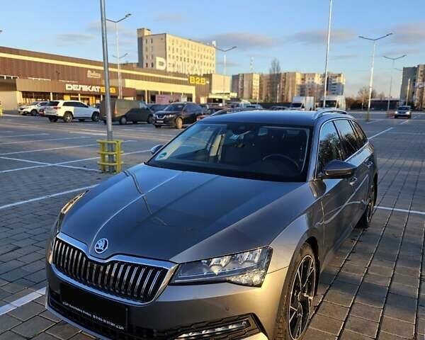 Сірий Шкода Суперб, об'ємом двигуна 1.97 л та пробігом 140 тис. км за 26500 $, фото 14 на Automoto.ua