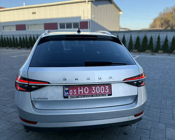 Серый Шкода Суперб, объемом двигателя 2 л и пробегом 162 тыс. км за 29500 $, фото 15 на Automoto.ua