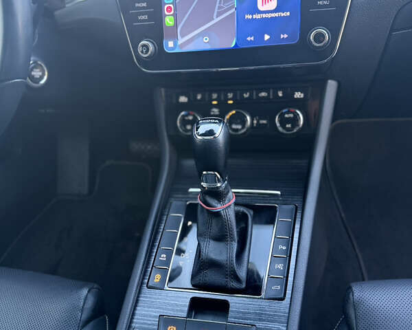 Серый Шкода Суперб, объемом двигателя 2 л и пробегом 162 тыс. км за 29500 $, фото 28 на Automoto.ua