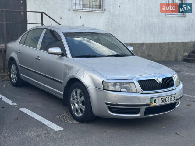 Шкода Суперб 2002 в Белой Церкве на Automoto.ua Серый Шкода Суперб, объемом двигателя 2.77 л и пробегом 300 тыс. км за 2999 $, фото 1 на Automoto.ua