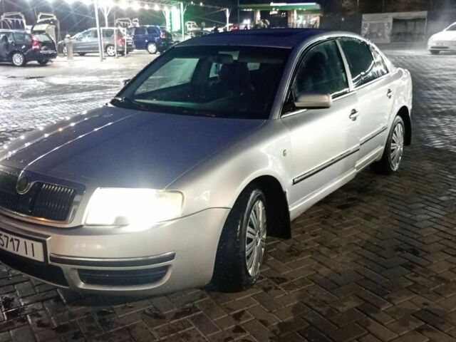 Серый Шкода Суперб, объемом двигателя 0 л и пробегом 300 тыс. км за 3999 $, фото 5 на Automoto.ua