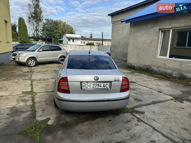 Сірий Шкода Суперб, об'ємом двигуна 2.8 л та пробігом 200 тис. км за 4299 $, фото 4 на Automoto.ua