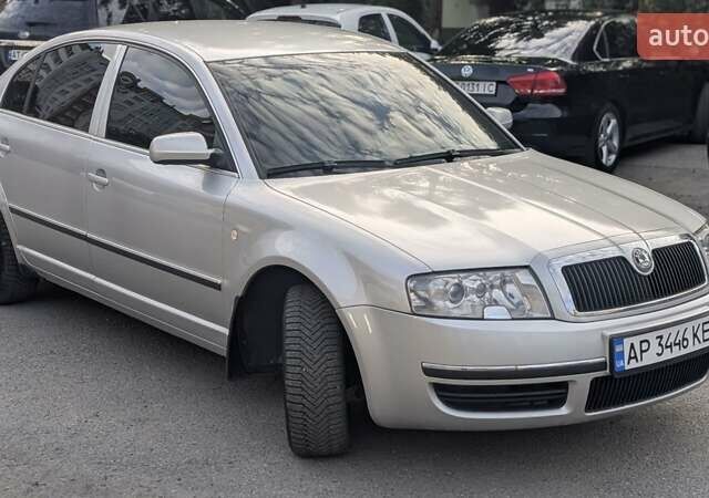 Сірий Шкода Суперб, об'ємом двигуна 2.5 л та пробігом 424 тис. км за 5500 $, фото 7 на Automoto.ua