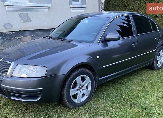 Серый Шкода Суперб, объемом двигателя 1.9 л и пробегом 474 тыс. км за 4500 $, фото 2 на Automoto.ua