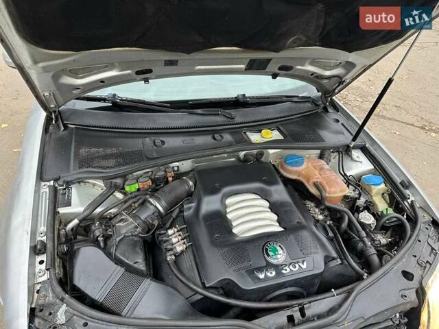 Сірий Шкода Суперб, об'ємом двигуна 2.8 л та пробігом 351 тис. км за 3800 $, фото 3 на Automoto.ua