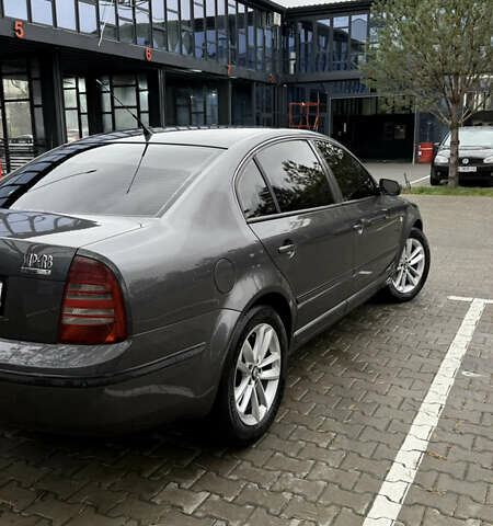 Сірий Шкода Суперб, об'ємом двигуна 1.78 л та пробігом 131 тис. км за 5200 $, фото 9 на Automoto.ua